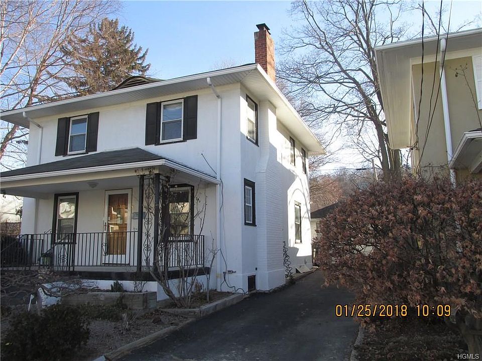 2nd image of 8 Hanford Pl