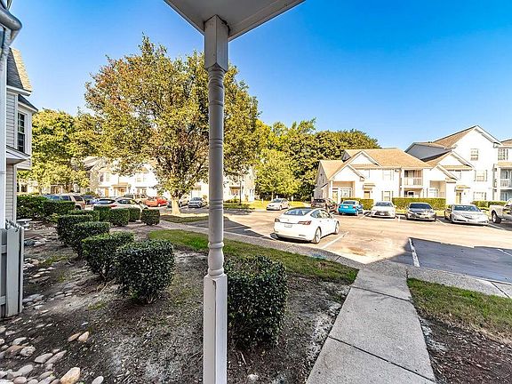 3rd image of 864 Whistling Swan Dr