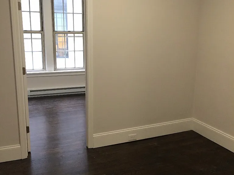 40 Clearway St #6 — Photo 7