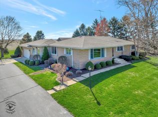 6467 S 8500e Rd, Saint Anne, IL 60964