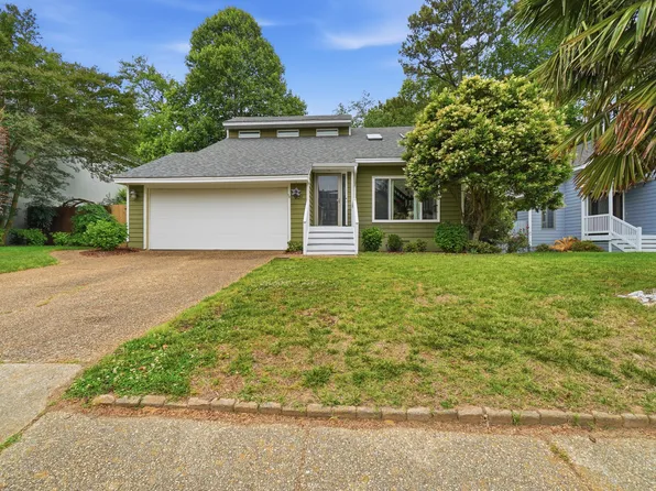 1169 Birdneck Lake Dr, Virginia Beach, VA 23451