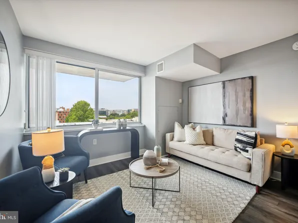 800 4th St SW APT S717, Washington, DC 20024