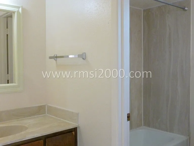 10131 Madeline Dr NW — Photo 10