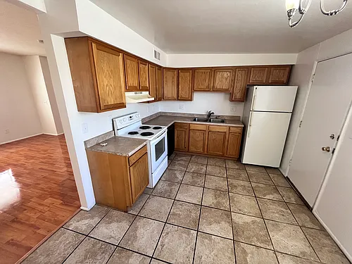 1503 E Fort Lowell Rd #B Photo 1
