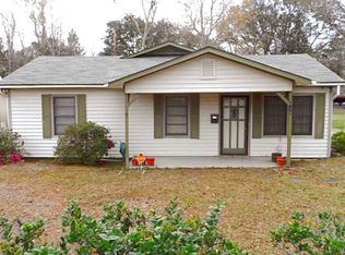 618 Robinson St, Jesup, GA 31545