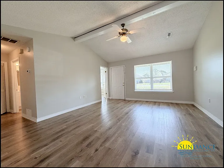 311 Evergreen Dr — Photo 11