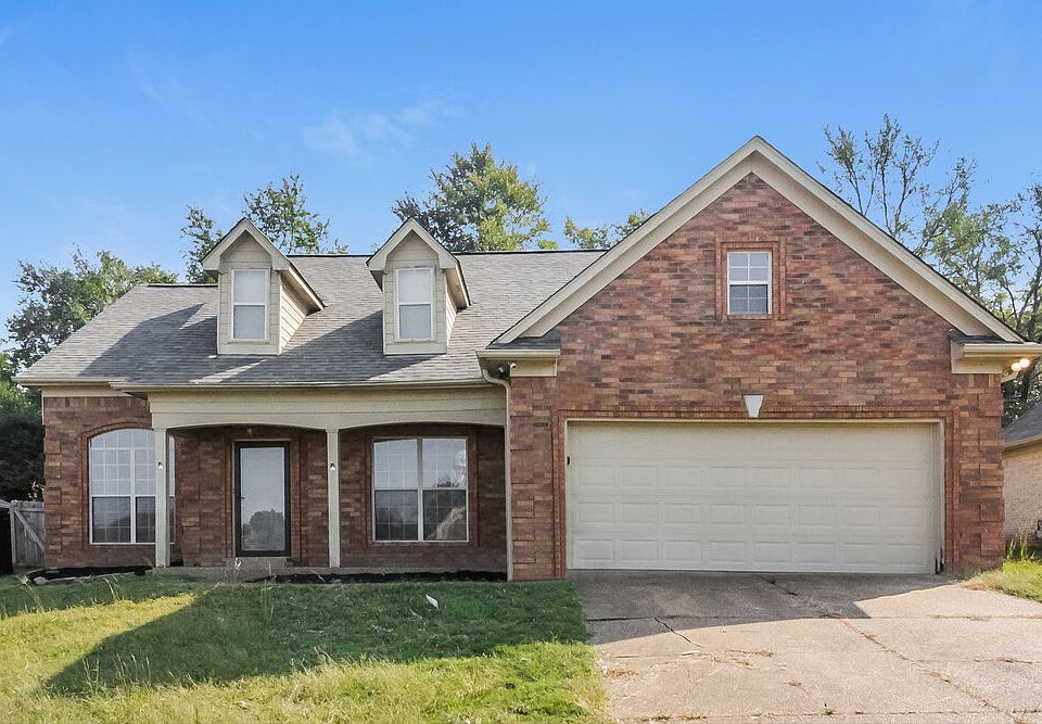 1st image of 205 Village Dr
