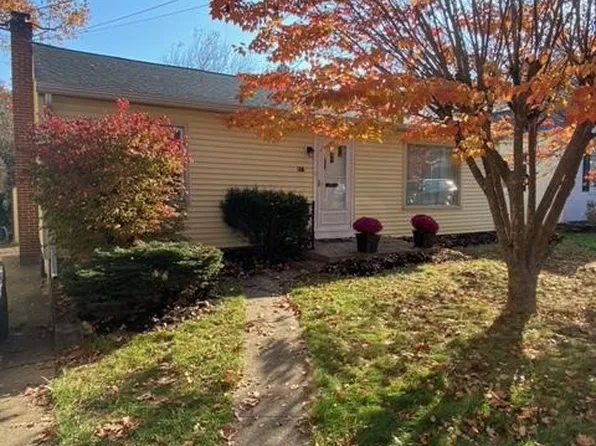 417 Laurel Ave, Lititz, PA 17543
