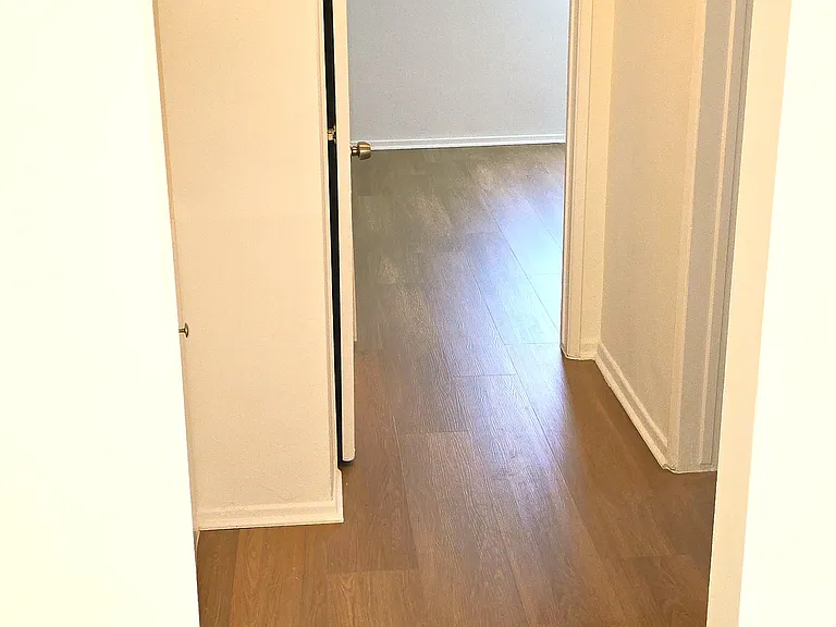428 N Hayworth Ave #107 — Photo 6