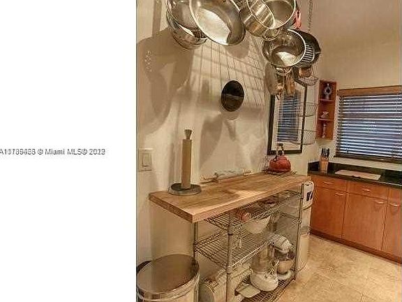 4th image of 1110 Venetian Way APT 1B