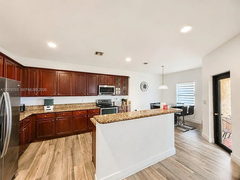 11339 SW 243rd Ter — Photo 11
