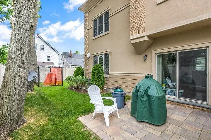 244 Adams St #2 — Photo 25