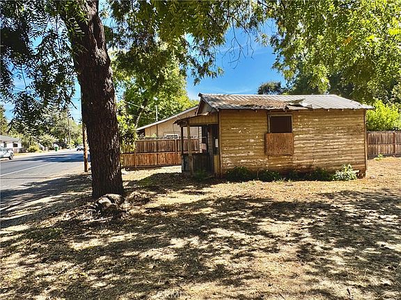 3rd image of 1259 E 9th St Lot 36