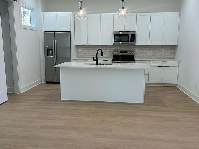 1239 Plaza Ave SW — Photo 6