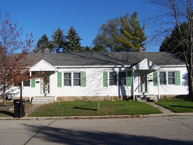 1st image of 820/822 N 7th Ave