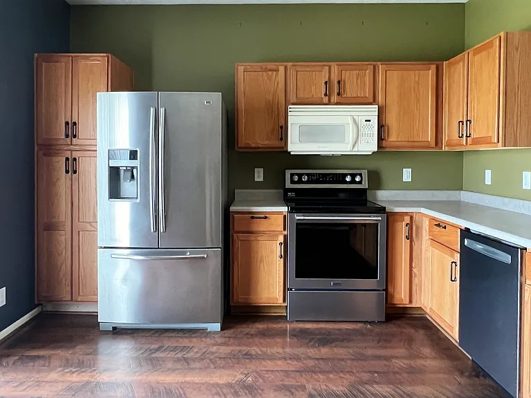 2331 Maxwell Dr — Photo 7