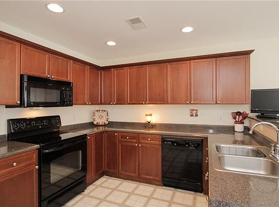 4th image of 5505 Creole Way #54