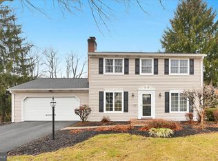 723 Florence Cir, Mechanicsburg, PA 17050