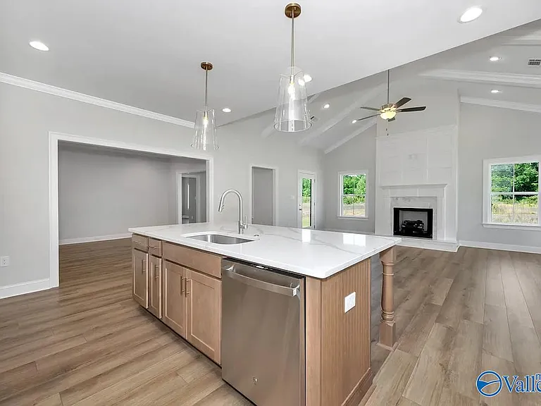 16535 Hamilton Pl — Photo 7