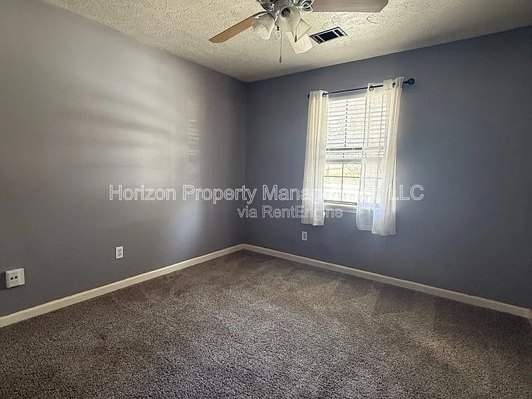 6430 Crystal Cove Trl — Photo 10