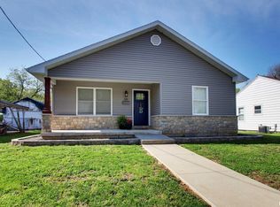 2228 Spruce St, Quincy, IL 62301