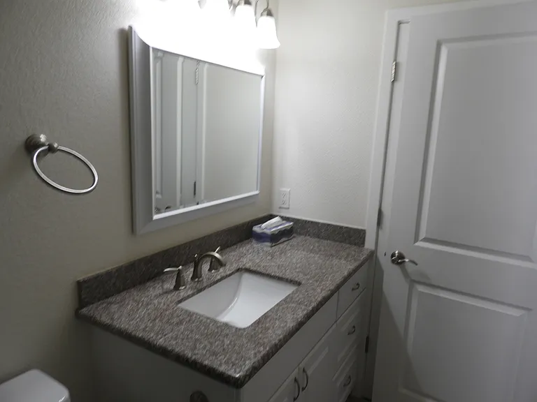 1327 G St — Photo 8