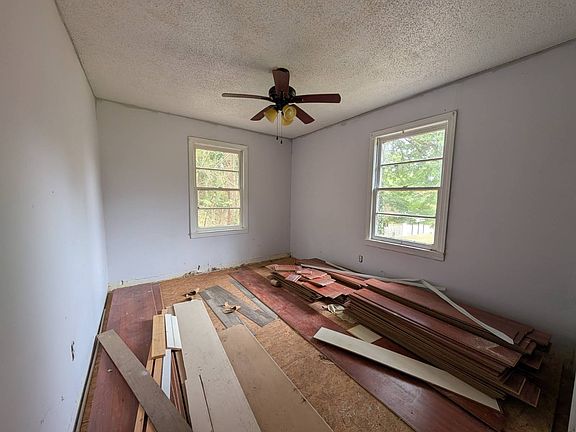 27th image of 502 Hill Ave