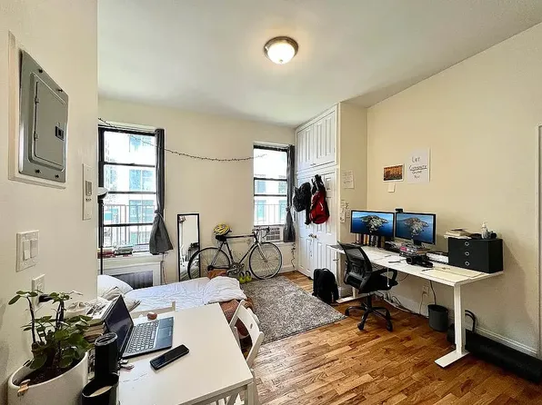 252 West 91st Street image 1 of 3