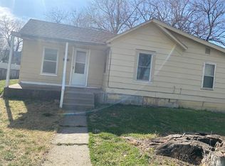 311 Des Moines Ave, Salina, KS 67401