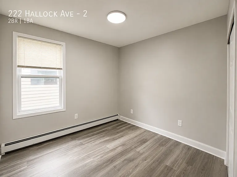 222 Hallock Ave #2 — Photo 3