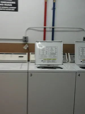 Rented by 18 REALTY | media 6