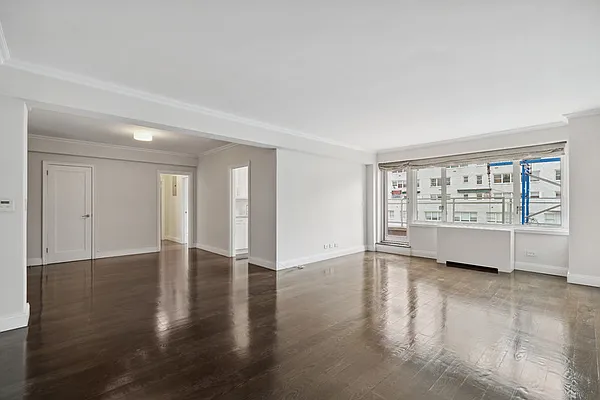 Rented by 165 E 66 Street Residential Owner LLC | media 12