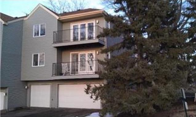 1st image of 343 Belvidere St E