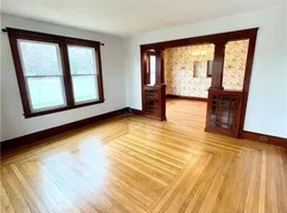 390 Pawtucket Ave, Rumford, RI 02916