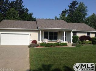 3367 Nina Ln, Norton Shores, MI