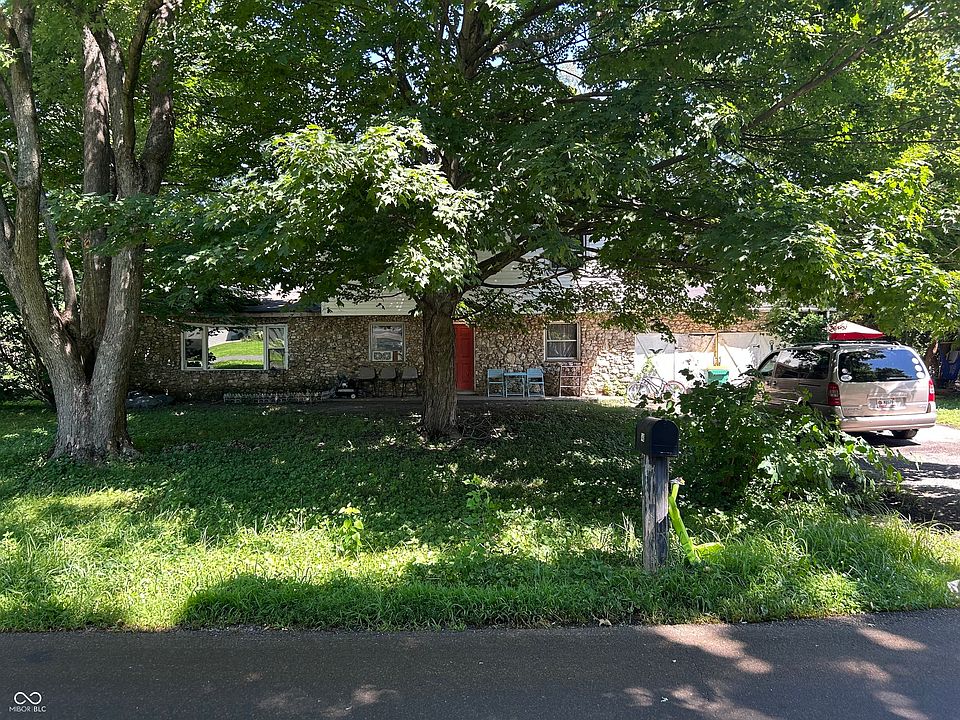 1st image of 740 Sycamore St