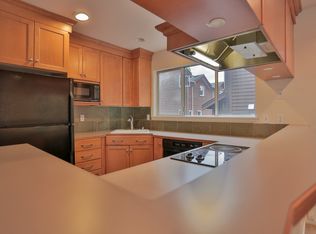 1929 42nd Ave E UNIT C, Seattle, WA 98112