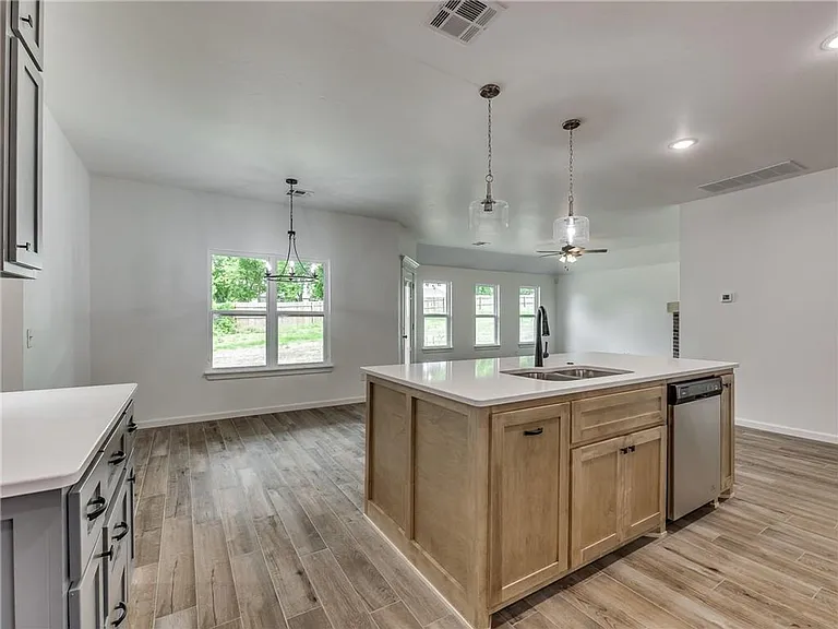 1460 Deer Ridge Run — Photo 10