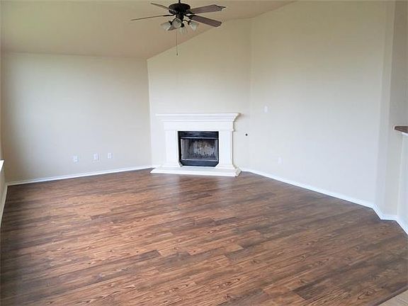 5th image of 18721 Dry Lake Ln