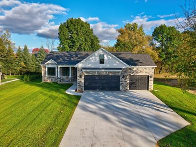 16445 Sleepy Hollow Dr, Fenton, MI, 48430