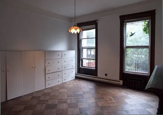 Rented by Avenues Real Estate | media 37