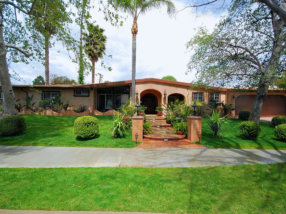 1st image of 23519 Mariano St