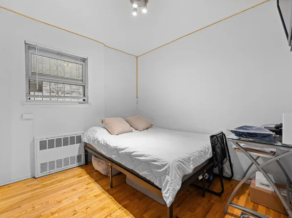 249 Newkirk Avenue image 16 of 37