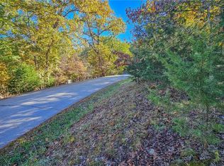 785 Muirfield Dr, Sunrise Beach, MO 65079