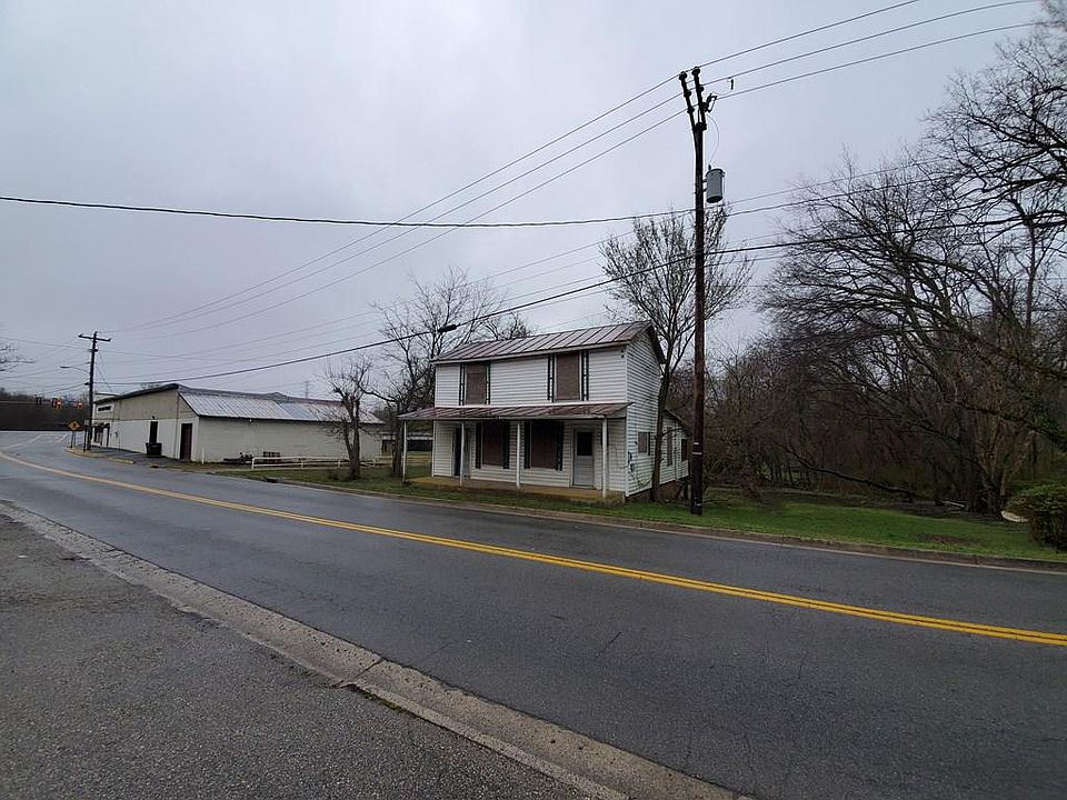 2nd image of 203 Plank Rd