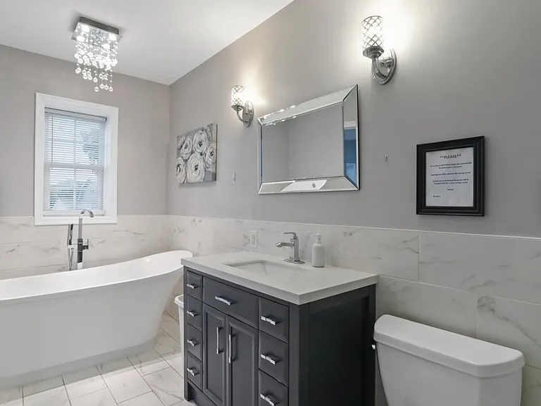 13715 Dixie Dr — Photo 6