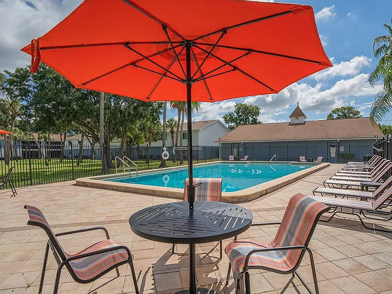 Captiva Club Apartments — Photo 20