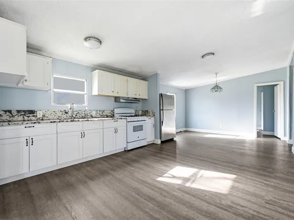 39512 Donigan Rd, Brookshire, TX 77423