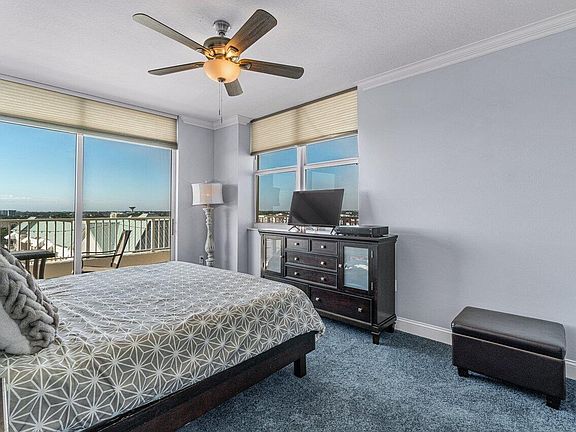 5th image of 671 Casa Loma Blvd
