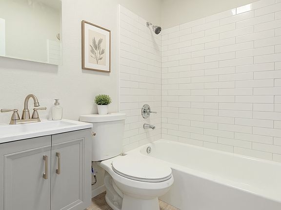 4th image of 821 N 4th Ave #802